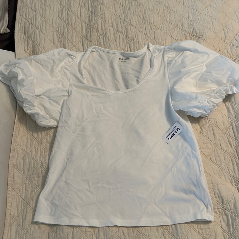 White puffer sleeve Old Navy top